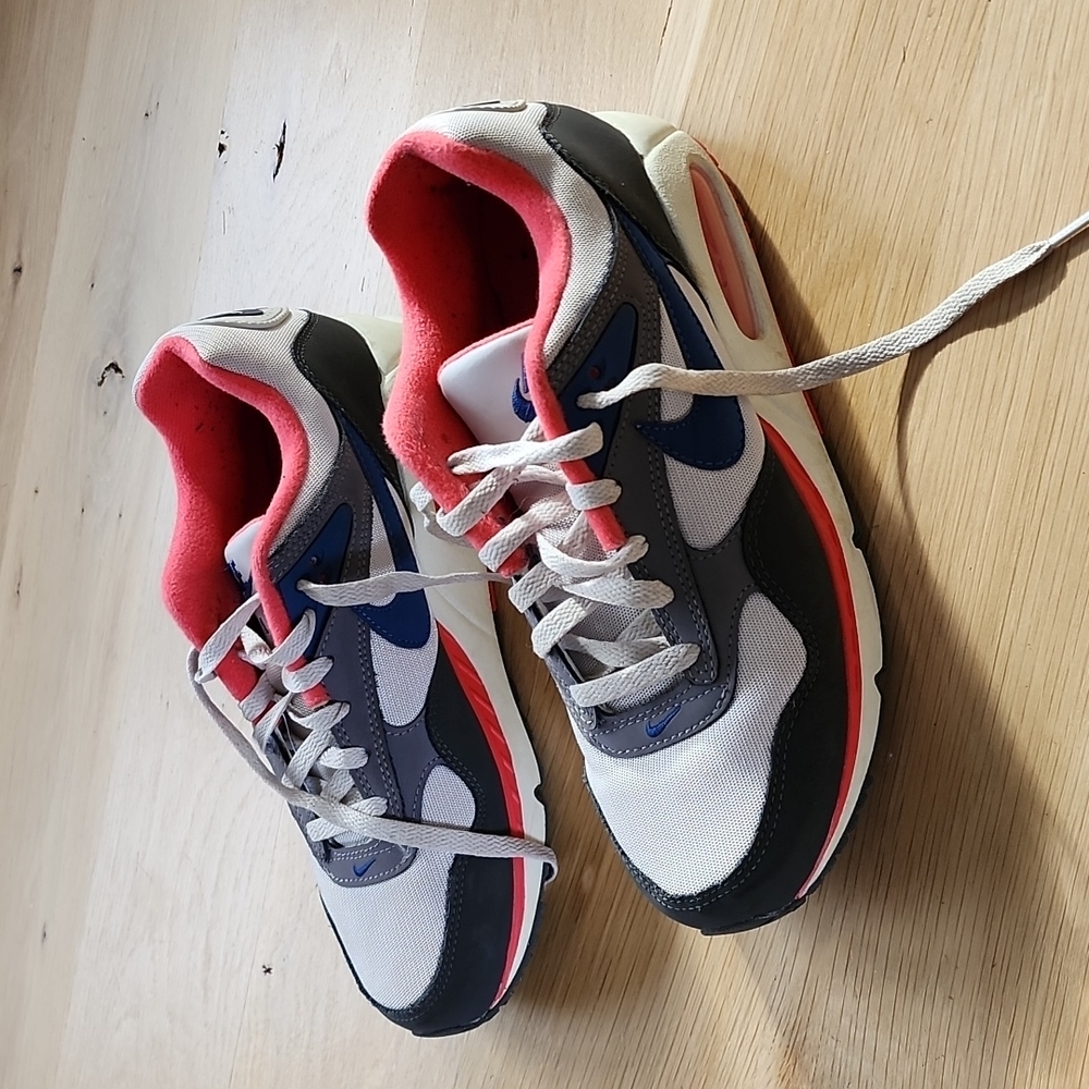 Nike Air Retro Sneakers - Worn 2x